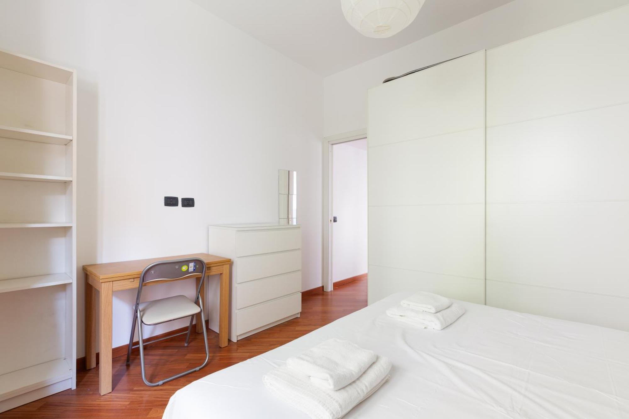 Ca' Granda M5 & Bicocca - Apartment With Parking Milan Bagian luar foto