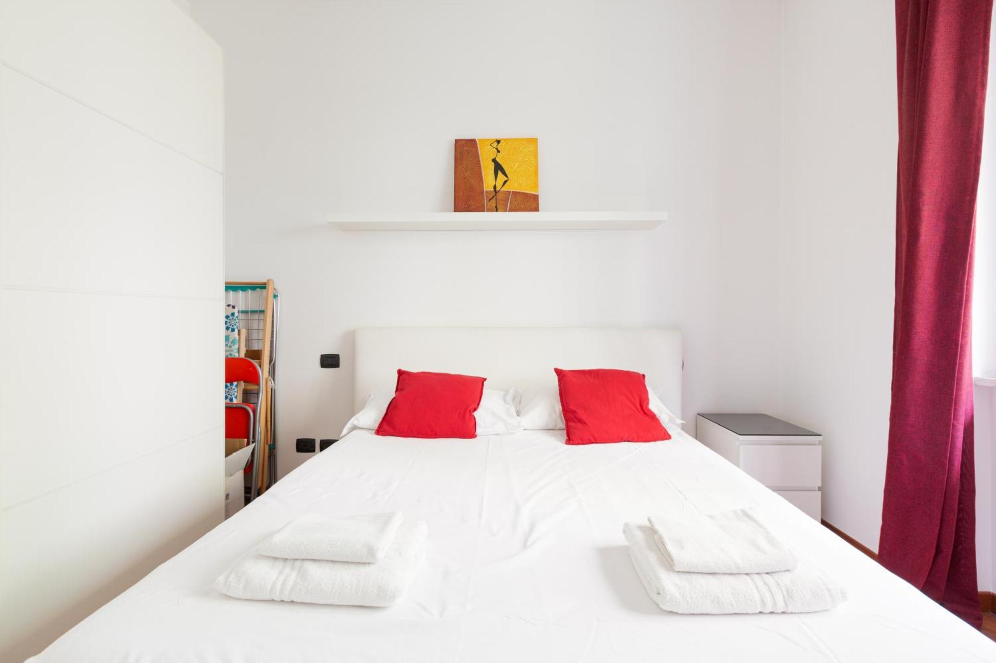 Ca' Granda M5 & Bicocca - Apartment With Parking Milan Bagian luar foto