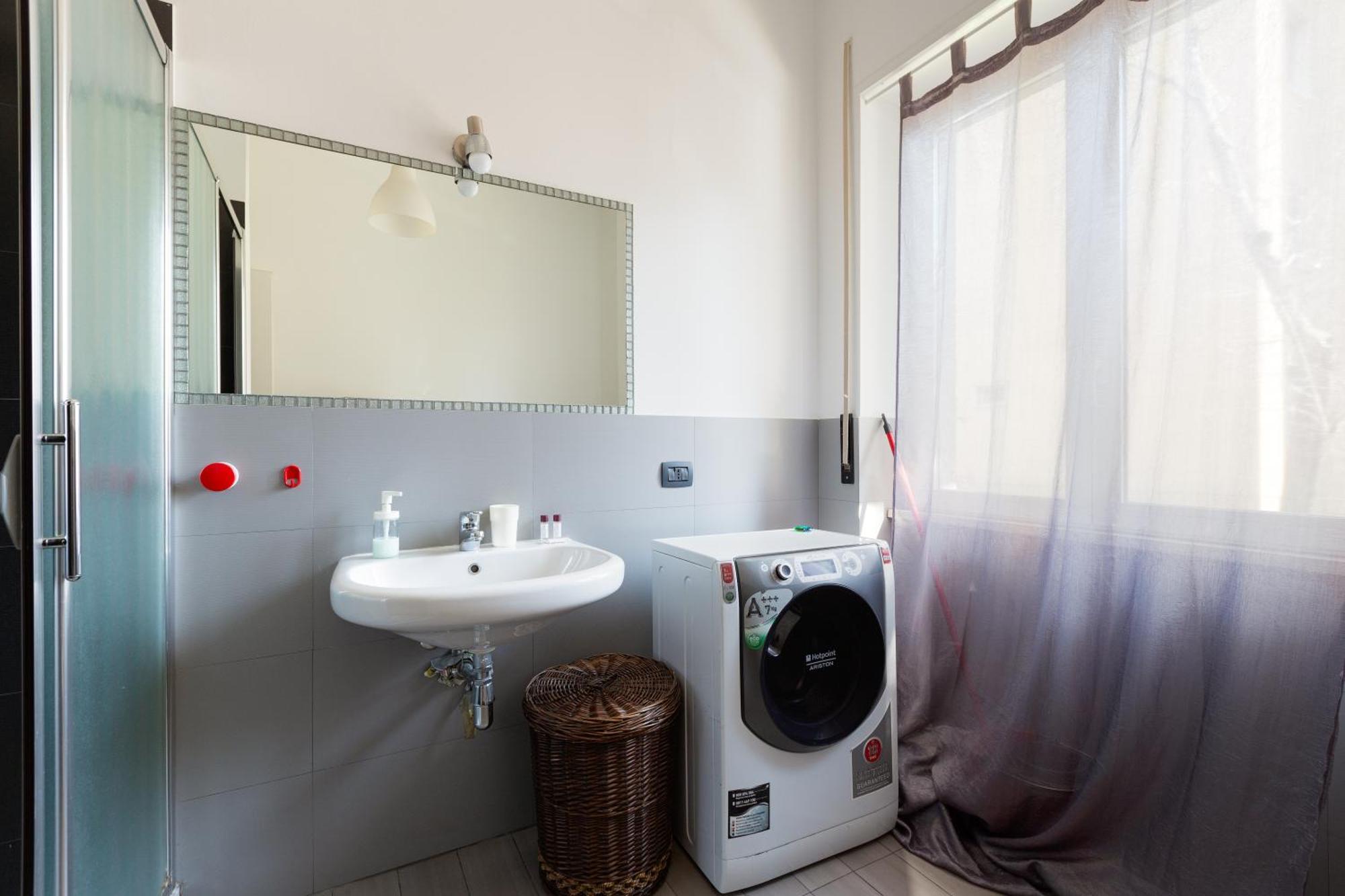 Ca' Granda M5 & Bicocca - Apartment With Parking Milan Bagian luar foto
